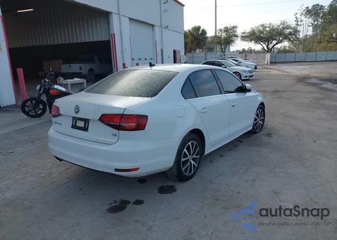 2017 Volkswagen Jetta 1.4T Se из США, поврежденный, VIN 3VWDB7AJ0HM266197